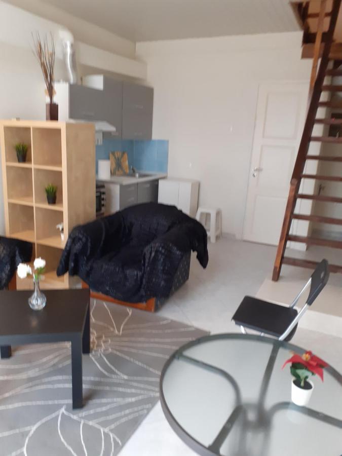 Apartament Μαργαριτα Salamina Zewnętrze zdjęcie
